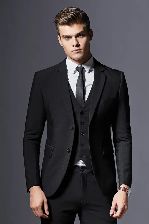 Slim Fit Men’s Suit for Banquets, 2-Button Flat Collar Slim Fit Men’s Suit for Banquets, 2-Button Flat Collar