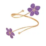 O1CN01NnUU4i2GHThvJPfVd_2219983128990-0-cib.webp A high-end enamel flower bracelet that's a best-selling cross-border e-commerce item.