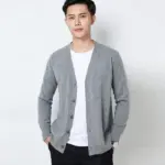 a25e8402-f268-4a4b-bc64-cac550dcdacc.webp Slim Fit Long Sleeve Knit Jacket for Men - Polyester