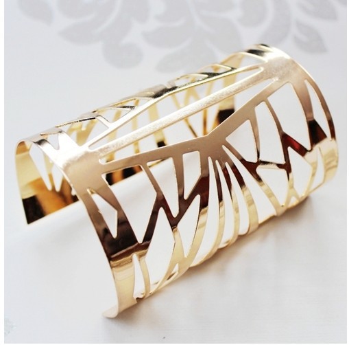 European and American fashionable bracelets, popular style hollow bracelets with exaggerated and personalized patterns