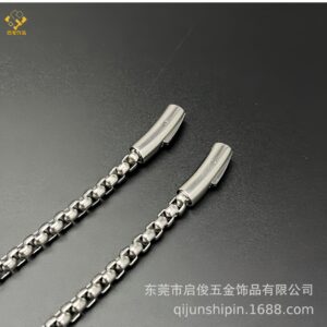 Factory direct wholesale stainless steel bracelets, titanium steel bracelets, hip-hop jewelry, magnetic clasp, high-priced bracelets.