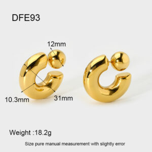Versatile C-Shaped Round Pearl Earrings in Stainless Steel
