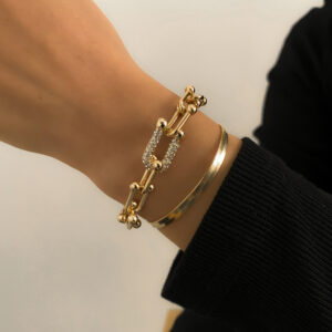 Diamond-Encrusted U-Link Crystal Geometric Bracelet for Women