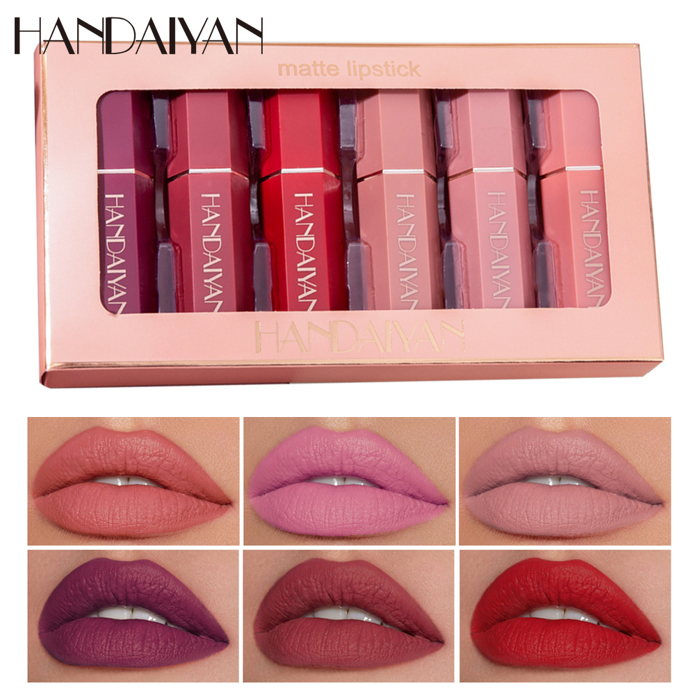 Moisturizing Matte Lipstick Set with Hexagonal Velvet Texture Moisturizing Matte Lipstick Set with Hexagonal Velvet Texture