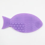 O1CN01kmZlVK1bT11iNbFbb_2910513465-0-cib.jpg Cleaning makeup brushes tools fish shaped scrubber pad silicone scrubber pad manufacturers wholesale silicone creative scrubber