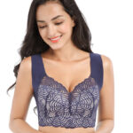 Plus-size women's lingerie, sexy lace, thin, wire-free vest style, plus size sports sleep bra with push-up support.