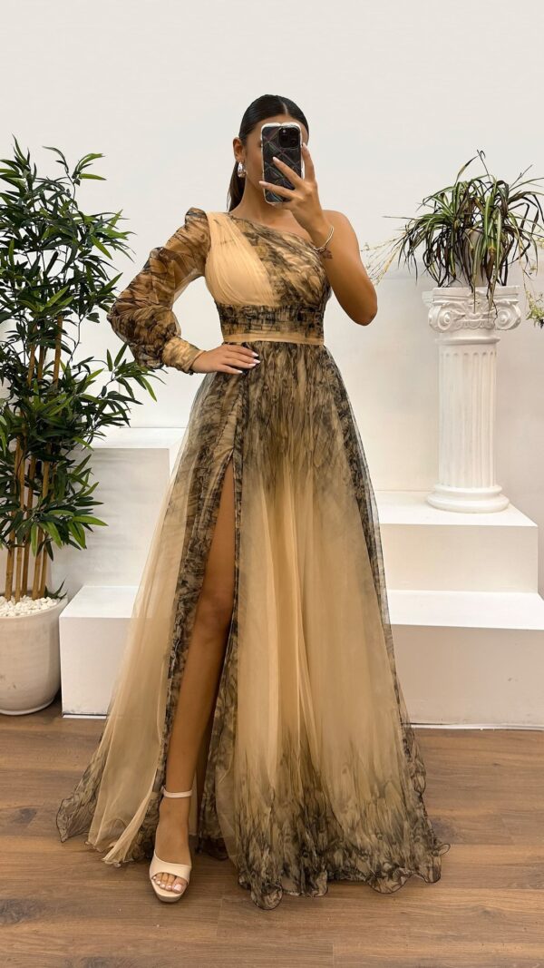 One-shoulder classic tulle dress, high-end elegant women's one-shoulder mesh dress with slit.