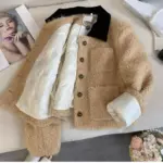 018e8871-beff-4066-9101-e9e815febfce.webp Camel Color-Block Lapel Short Jacket for Women, Loose Fit
