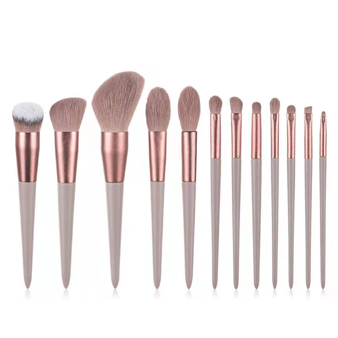 Smoother Even Blending 13-Piece Makeup Brush Set, Synthetic