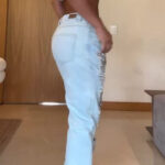 08b11684-22c1-43f5-b242-69bf40dd0538.jpg Ripped Diamond Star Jeans for Women with Regular Denim Fit