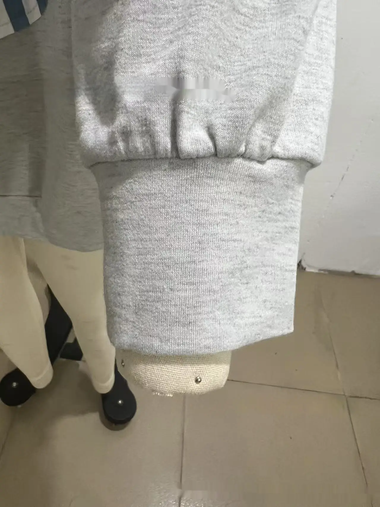 3 D-Effect Off-Shoulder Pullover Sweatshirt for Women