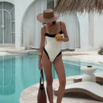 0fd94ea6-3990-4b75-94a1-15581afa2331.jpg New Black-and-white Color-block Chanel-style One-piece Swimsuit