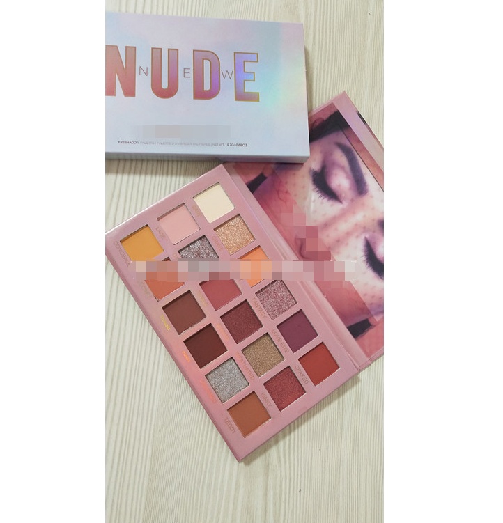 18-Color Earth Tone Eyeshadow Palette with Pearlescent Matte
