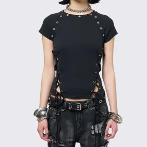 Post-apocalyptic-style Hollow-out Slim-fit Crewneck Short-sleeve Top That Flatters