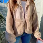 10fa8ead-68f7-45a5-be26-c7ff34f9092e.webp Short Cardigan Plush Jacket Lamb Wool Coat