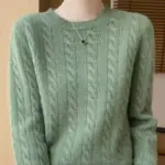 11f203e5-7eaf-4ac6-a146-c8df8244867e-1.webp Loose And Sweet Cable-knit Crewneck Sweater