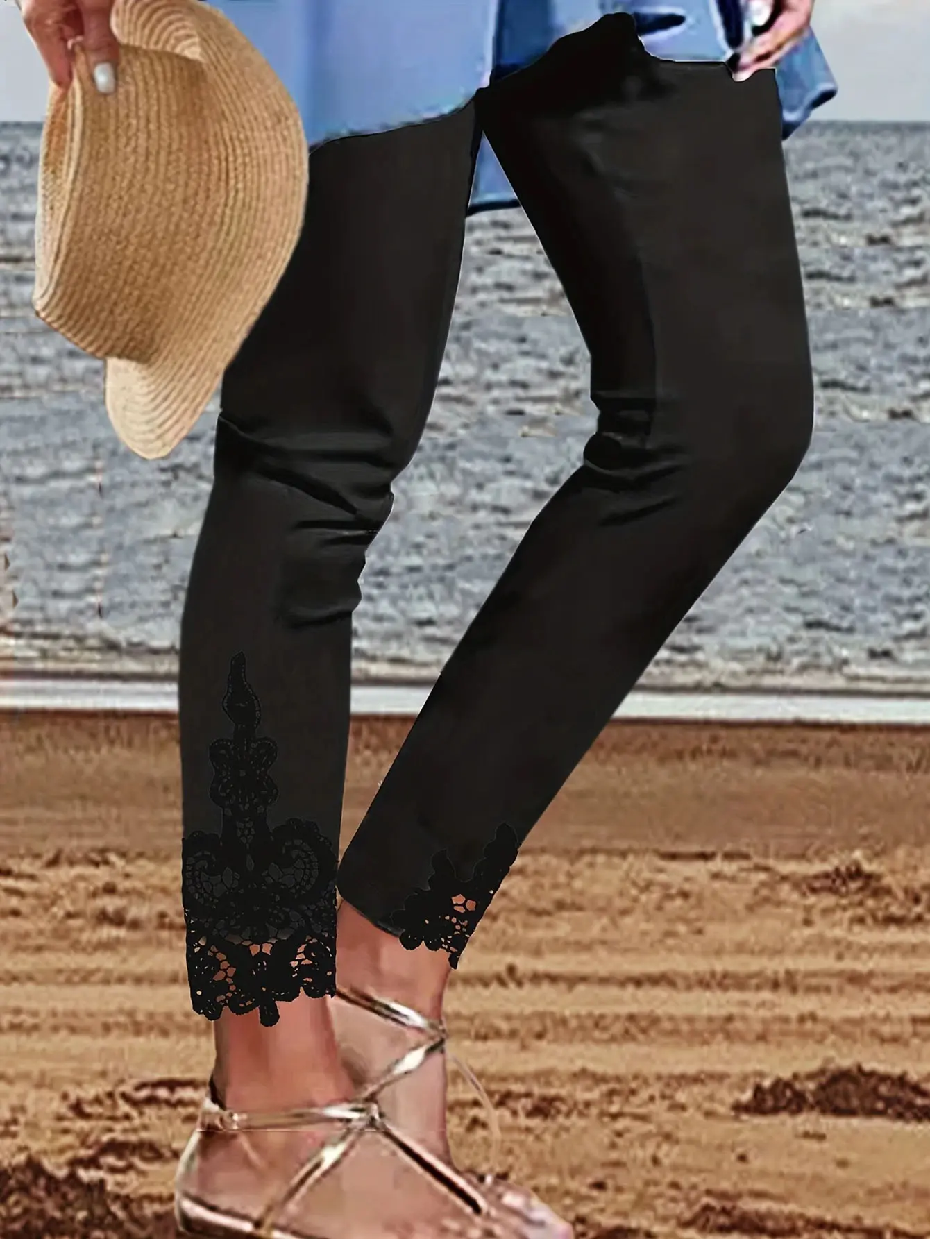 Lace Hollow-Out Cropped Tight Pants for Women with Stitch Detail Lace Hollow-Out Cropped Tight Pants for Women with Stitch Detail