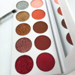 Vibrant 10-Color Eyeshadow Palette for Easy Color Change