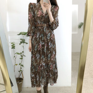 New Retro Temperament Flower V Neck Pleated Comfortable Waist Dress Women