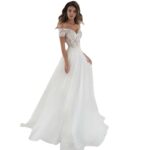 Lightweight Lace Wedding Dress with Thin Elegant Design