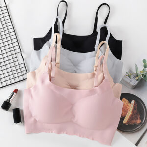 Seamless Traceless Full-Cup Sports Bra for Big Sizes