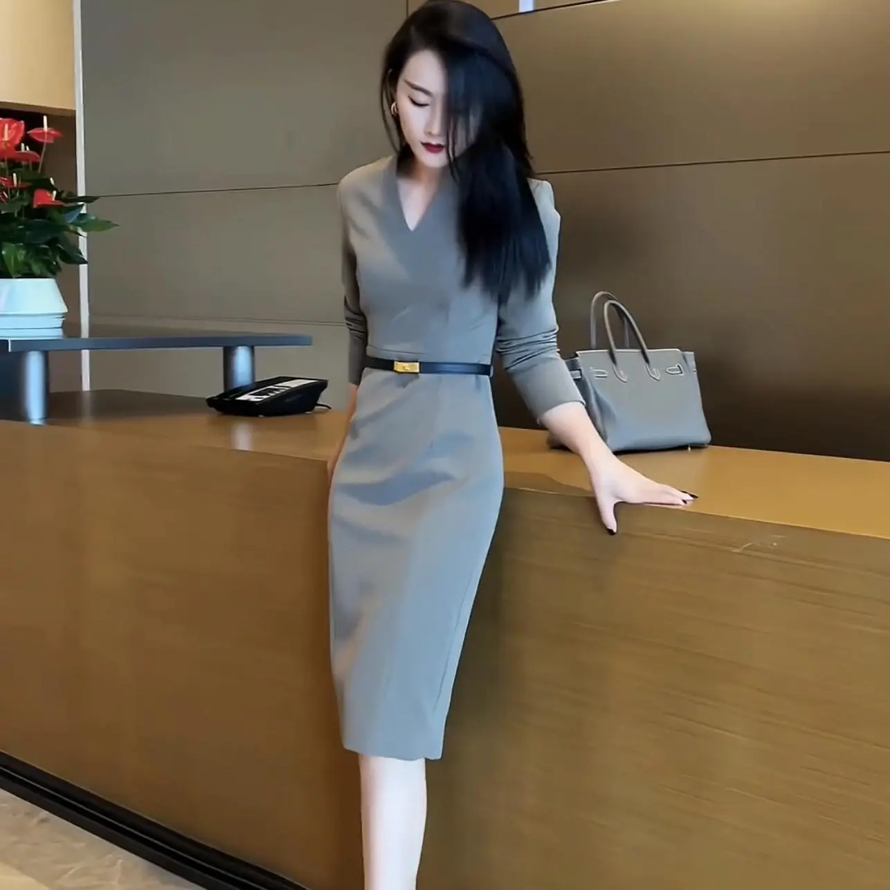 French Style Art Deco Off-Shoulder Gray Modal Dress French Style Art Deco Off-Shoulder Gray Modal Dress