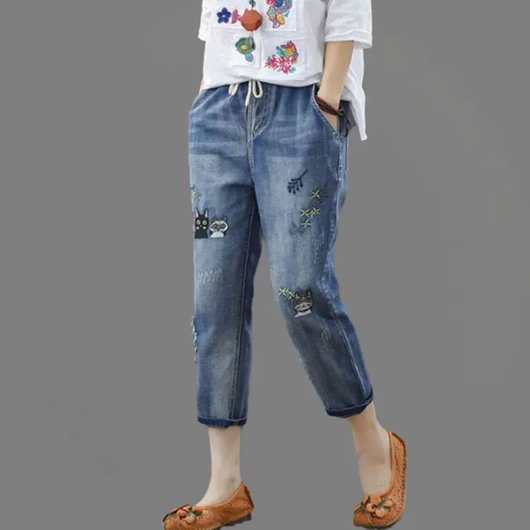Embroidered High-Waist Cropped Harem Denim Pants for Women Embroidered High-Waist Cropped Harem Denim Pants for Women