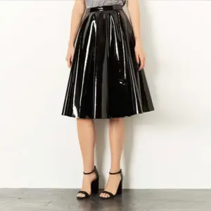 Mirror-Finish PU Leather Pleated Skirt with Stretch, Mid-Length