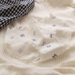 Breathable Cotton Mid-Waist Girls Briefs with Bow Design