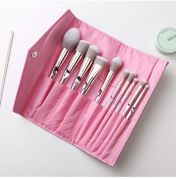 Concave-Convex Soft Grip Makeup Brush for Better Control