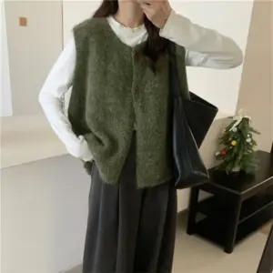 Loose-Fit Knit Vest for Easy Layering, Wool-Blend Button