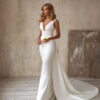 Sexy V-Neck Sleeveless Tail Wedding Dress Long Dress Sexy V-Neck Sleeveless Tail Wedding Dress Long Dress