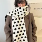 340e252f-565e-4d62-b06d-32c8a53320d0.webp Polka-Dot Scarf for Women with Contrast Wrap Style