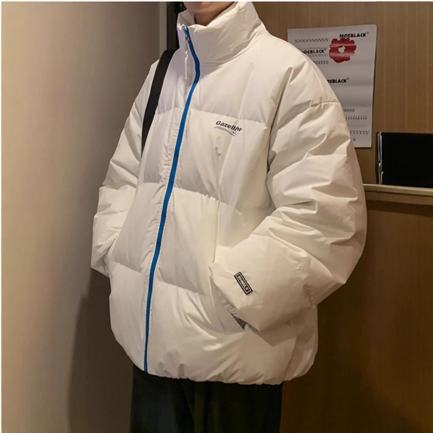 Lightweight Men’s Loose-Fit Cotton Jacket with Pockets Lightweight Men’s Loose-Fit Cotton Jacket with Pockets