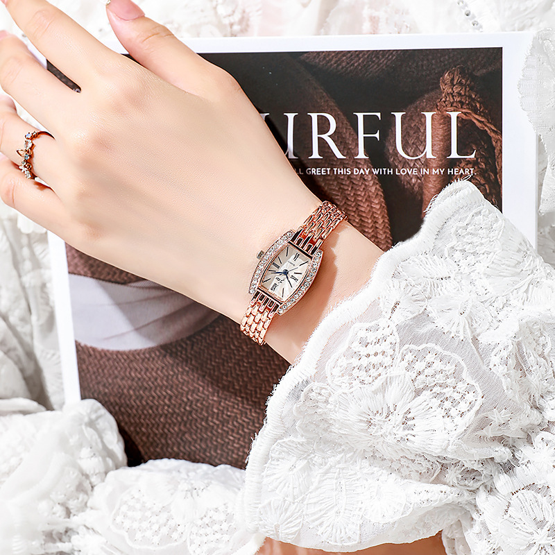 Water-Resistant? Women’s Square Fashion Watch with Mineral Glass