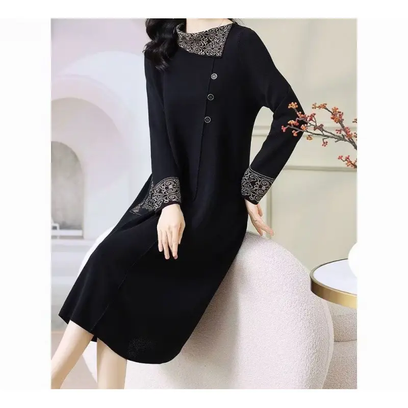 Thick Knit Western Dress Sweater, Black Buttons, Loose M Thick Knit Western Dress Sweater, Black Buttons, Loose M