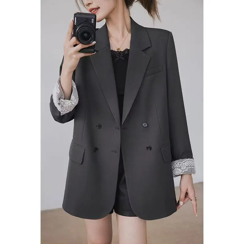 Comfortable Loose Fit Korean Style Blazer with Pockets Comfortable Loose Fit Korean Style Blazer with Pockets