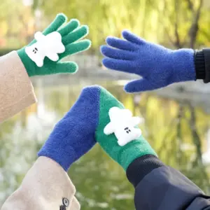 Fleece-Lined Windproof Wool Gloves for Couple Cartoon Look - Free Size