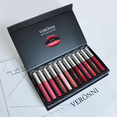 Long-Lasting 12 Lipstick Gift Box Set with Non-Stick Cup