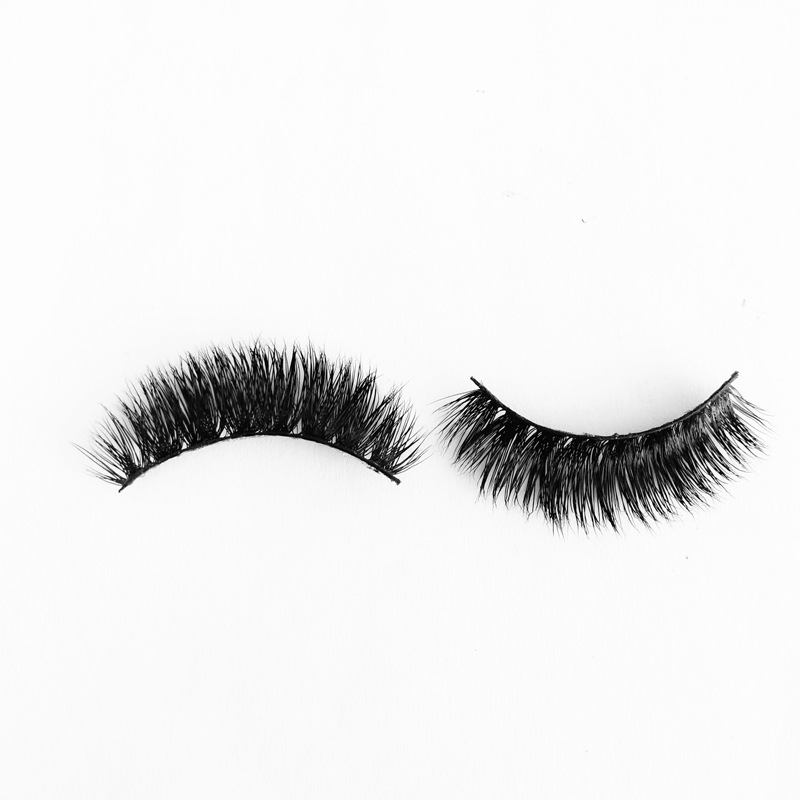 Natural Mink Fur False Eyelashes - Model 014 3 D Volume Natural Mink Fur False Eyelashes - Model 014 3 D Volume
