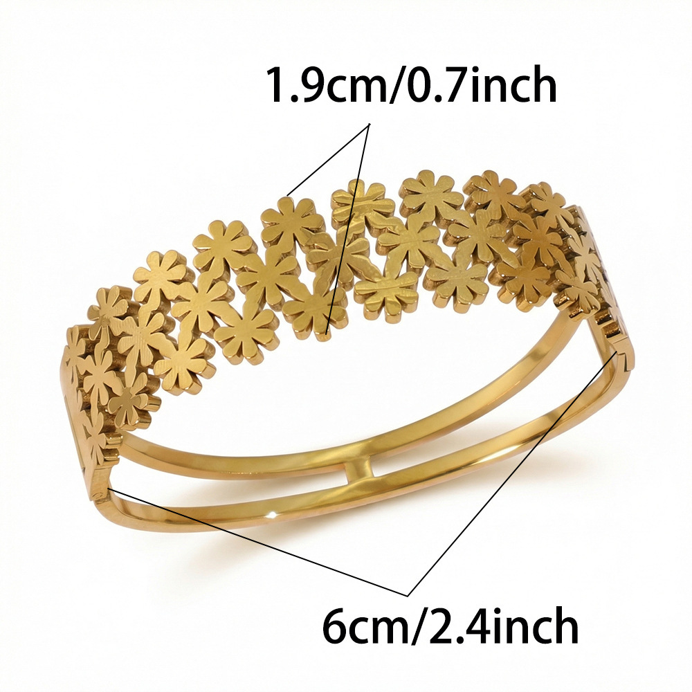 Adjustable Titanium Steel Bracelet for Women, Gold Daisy