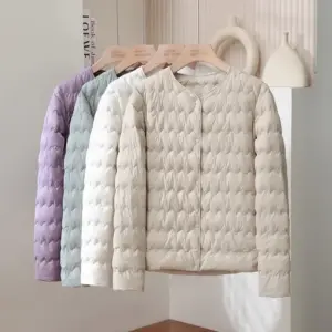 Women’s Short Puff Jacket with Ruffled Crew Neck Pockets
