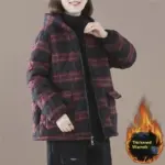 4eb9ccd0-07dd-4e4c-a1a2-db33d7cc6d51_trans.webp Short Cotton-padded Coat In Plaid For Fall And Winter