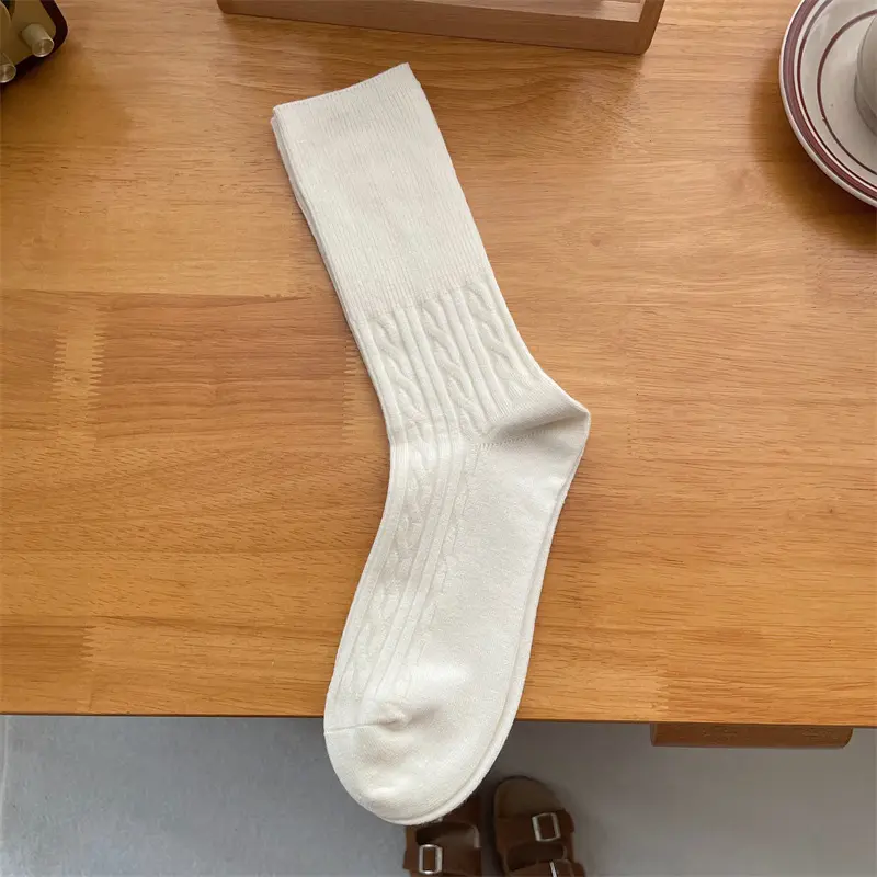 Warm Mid-Calf Wool Socks for Women, Thickened & Sweat-Absorbent Warm Mid-Calf Wool Socks for Women, Thickened & Sweat-Absorbent