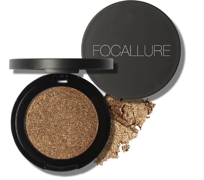 High-Payoff Glitter Eyeshadow Mix with Wet/Dry Shimmer