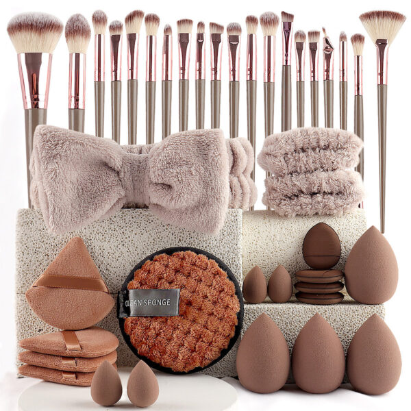 Hydrophilic Non-Latex 40-Piece Makeup Tool Set for Face Wash Hydrophilic Non-Latex 40-Piece Makeup Tool Set for Face Wash