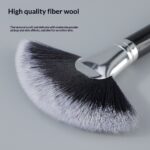 56725426-c98f-466f-9bd4-835ae209f8f5_trans.jpeg Evenly Diffused Highlight Fan Brush with Wooden Handle