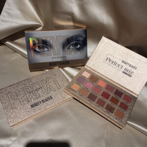 Organized 18-Color Desert Rose Eyeshadow Palette Tray