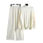 60cc88fb-60c0-4886-8cac-39f99ec986a0.webp High-end Mock Neck Sweater Wide-leg Pants Suit Women