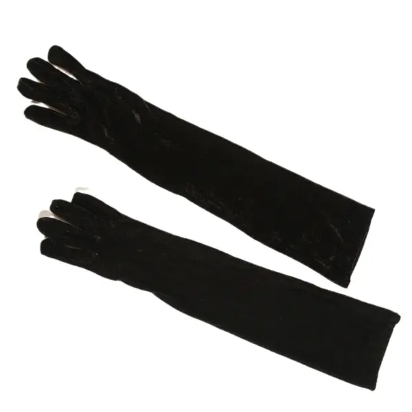 Sleek Statement Fit Gold Velvet Bridal Gloves for Winter Sleek Statement Fit Gold Velvet Bridal Gloves for Winter